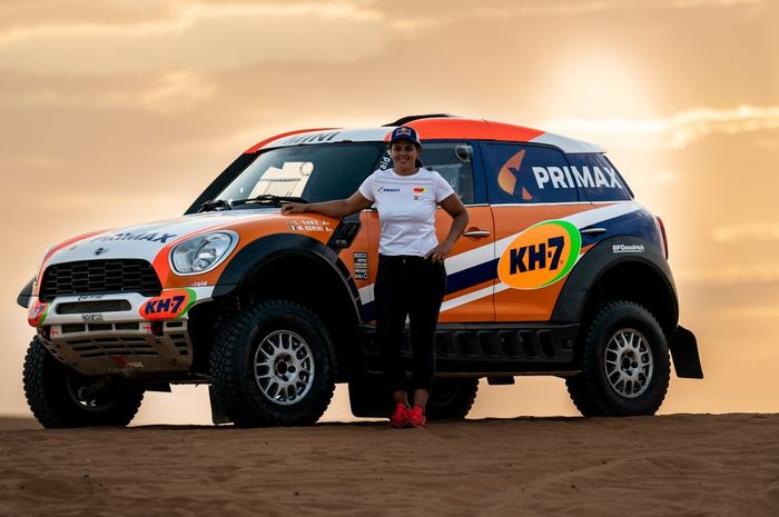 Laia Sanz debut di kategori mobil pada Reli Dakar 2022