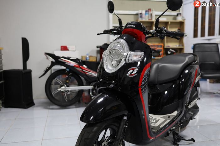 Modifikasi apik Honda Scoopy