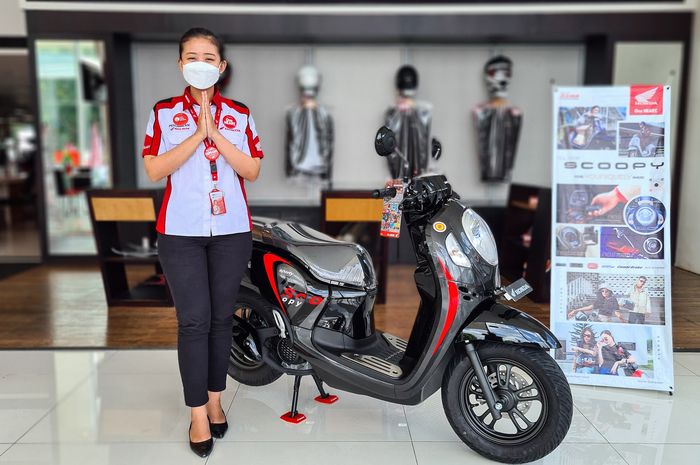 ilustrasi Honda Scoopy di Astra Motor Yogyakarta