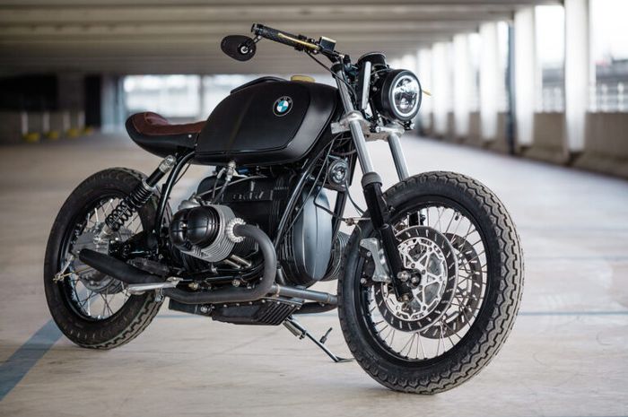 BMW R100 bergaya bobber garapan Zombie Gelato 