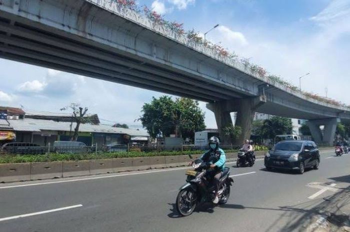 Ilustrasi tinggi flyover Pesing di Jakarta Barat 