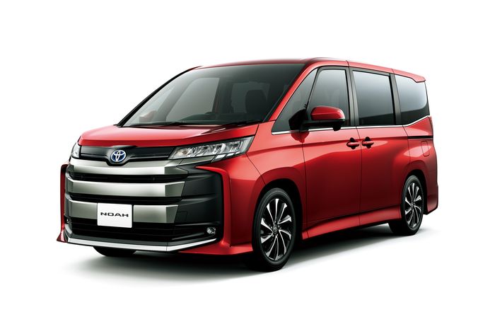 Toyota Noah terbaru di Jepang