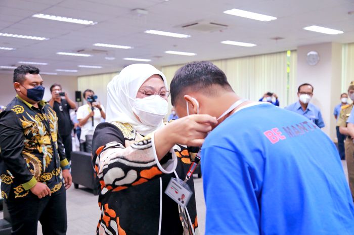Menaker Ida Fauziyah hadiri PKB Bridgestone Indonesia dengan Serikat Pekerja