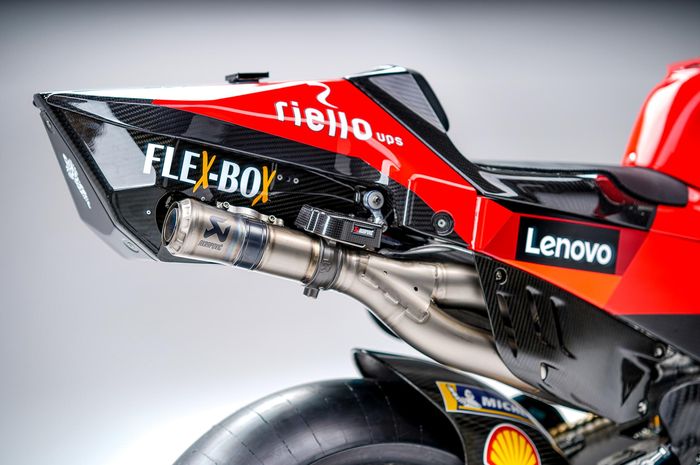 Banyak unsur yang dipakai sebagai bahan part motor MotoGP