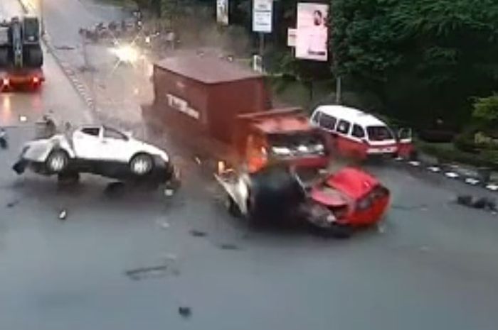 Kecelakaan maut truk tronton di Balikpapan