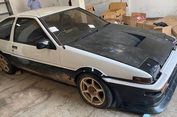 Toyota AE86 Trueno dilelang