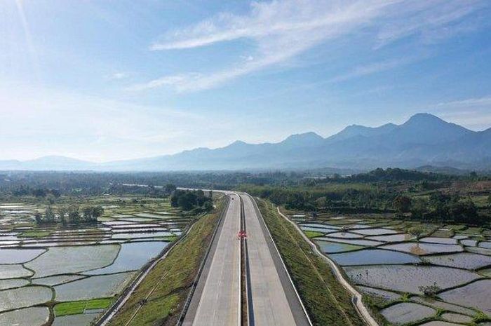 Jalan tol Sigli-Banda Aceh 