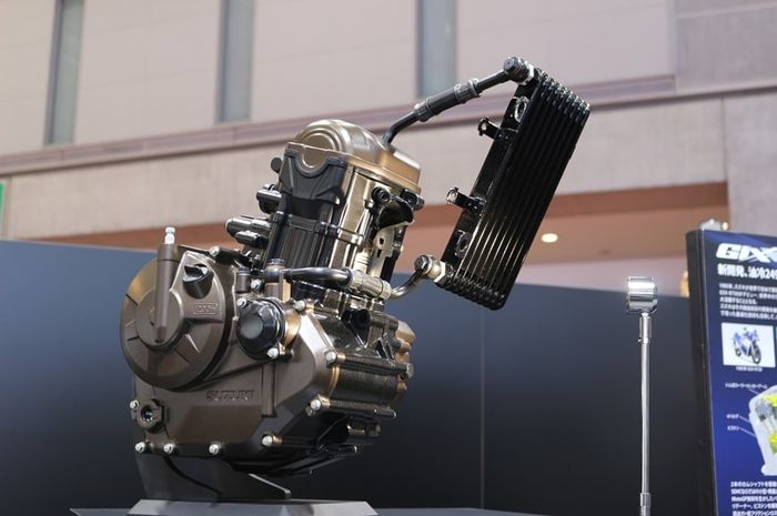 Mesin Suzuki Gixxer 250 SF, 250 cc 1 silinder SOHC dengan oil cooler