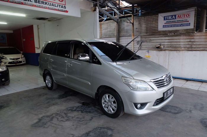 Toyota Kijang Innova 2.5 G AT diesel 2012