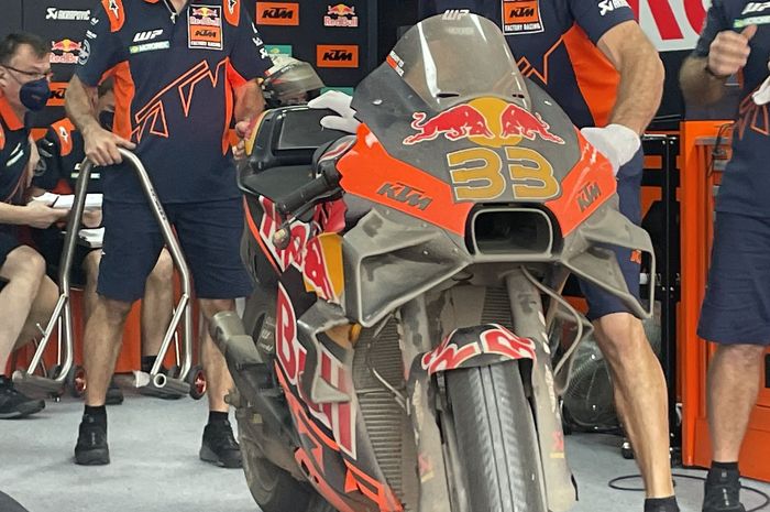 Kondisi motor Brad Binder usai tes pramusim di sirkuit Mandalika.
