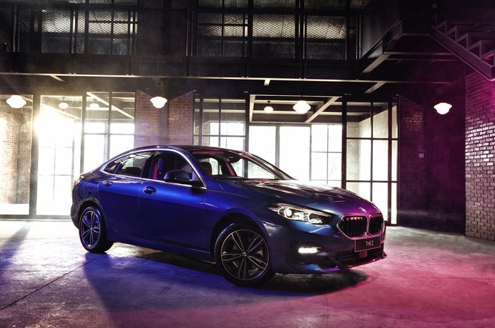 BMW 218i Gran Coupe Sport meluncur di Indonesia.