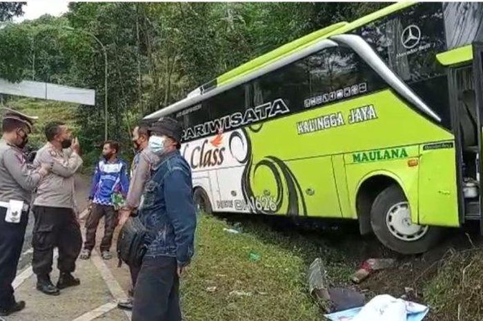Kecelakaan bus Kalingga Jaya di Purbalingga sebabkan 1 orang meninggal dunia