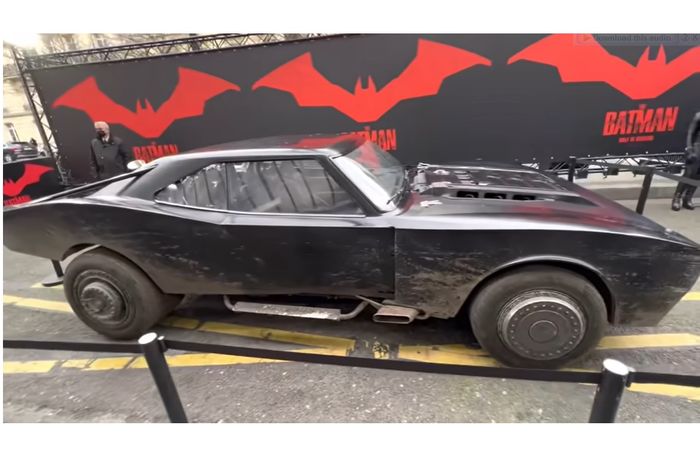 Ini dia Batmobile pada dilm The Batman yang diperankan Robert Pattinson
