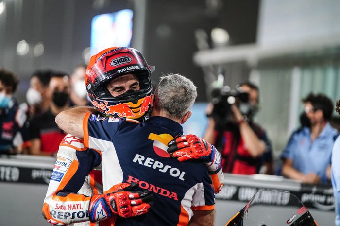 Marc Marquez memulai balapan dari starting grid ketiga. Sudah yakin kemenangan MotoGP Qatar 2022 akan jadi miliknya.