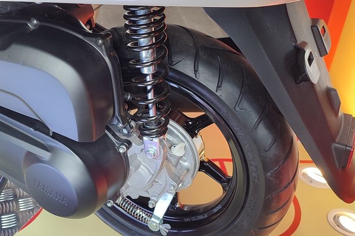 Tekanan angin di ban motor jangan melebihi standar pabrikan