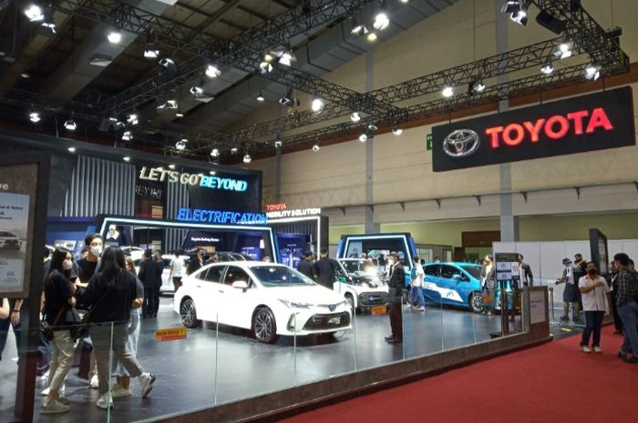 Booth Toyota di Jakarta Auto Week (JAW) 2022