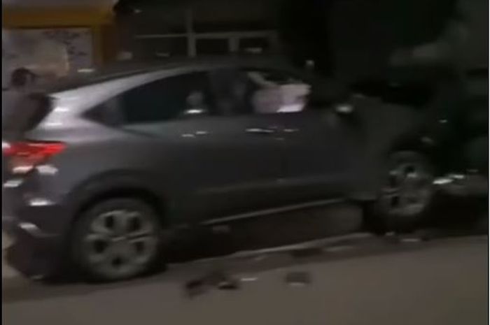 Honda HR-V yang tabrak Honda BeAT pengojek online hingga sebabkan penumpang tewas di Perumahan Taman Galaxy, Bekasi, kota Bekasi