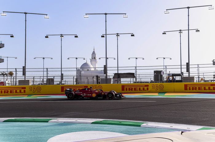 Charles Leclerc menguasai FP3 F1 Arab Saudi 2022