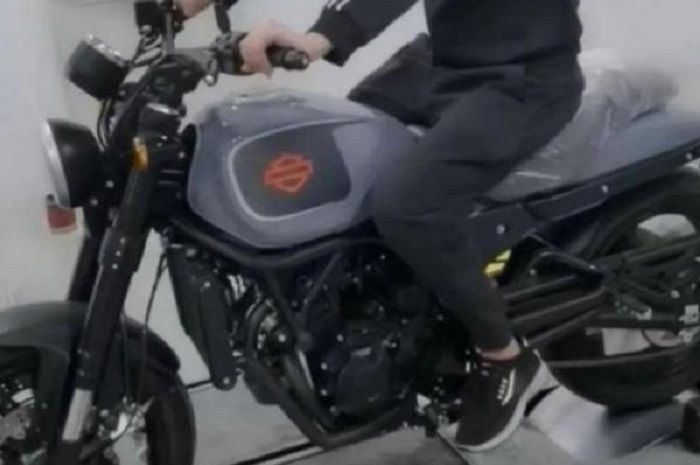 Bocor foto tampilan motor baru Harley-Davidson versi kecil di dunia maya, akan dijual murah.
