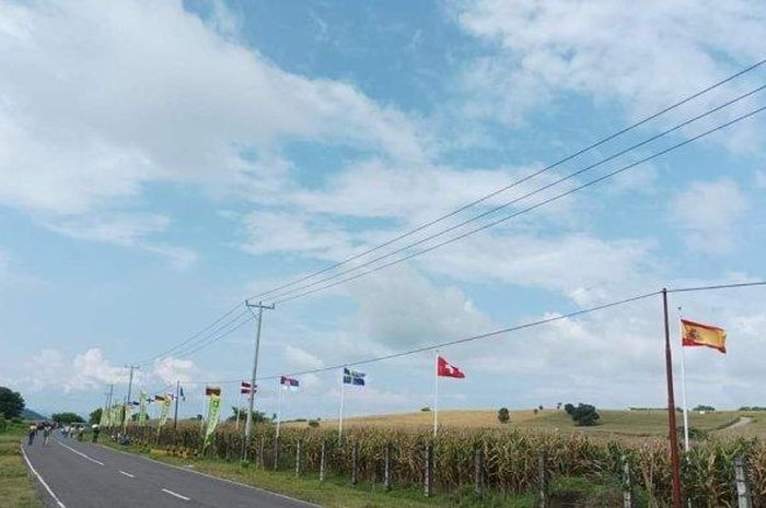 Lokasi trek MXGP di kawasan Samota, Sumbawa yang masih belum digarap oleh pihak kontraktor.