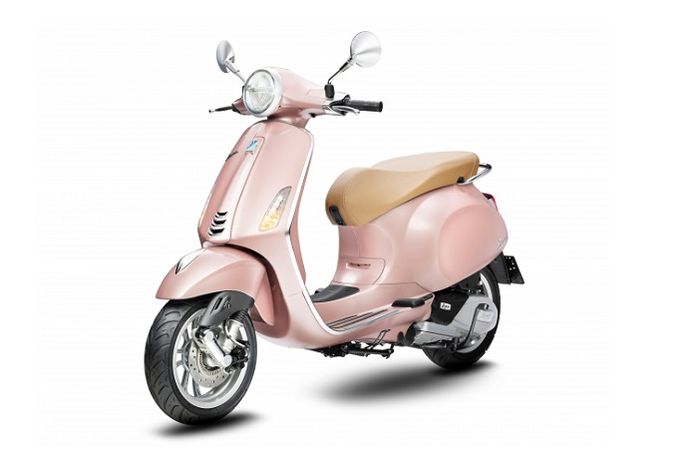 Vespa Primavera Pink Rosa dirilis untuk memperingati hari perempuan sedunia 