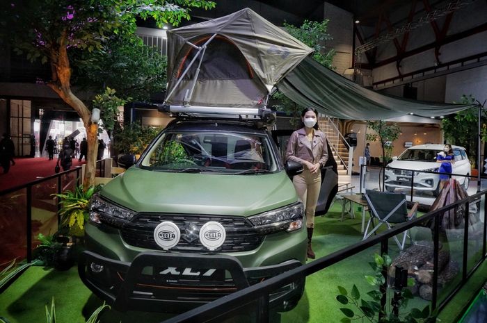 Suzuki XL7 ‘Camper Van’, Ada Ruang Santai, Pasang Tenda di Atap Siap Kemping