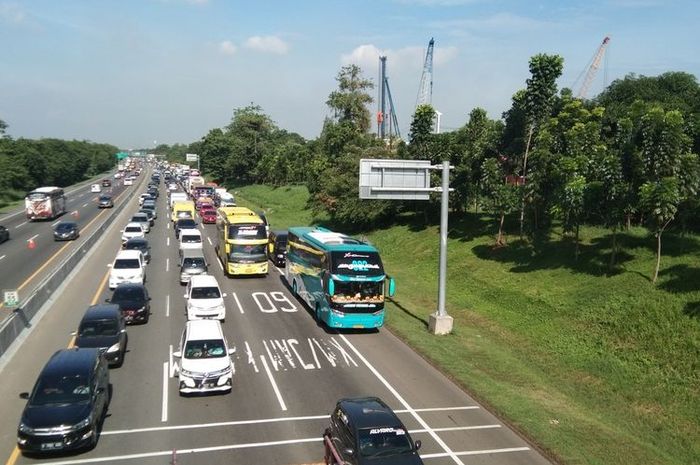 Tol Jakarta-Cikampek