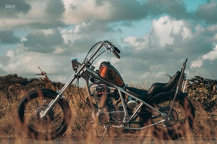 Yamaha SR400 bergaya chopper keren