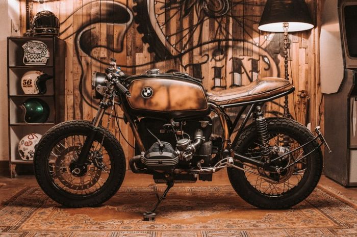 BMW R45 bergaya cafe racer minimalis