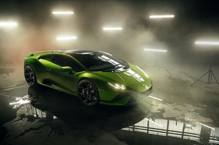 Lamborghini Huracan Tecnica telah meluncur.