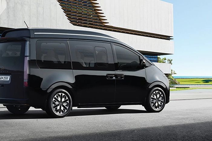 Hyundai Staria Lounge Limousine telah meluncur di Korea Selatan.
