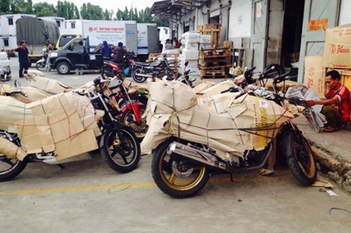 Ilustrasi angkutan motor mudik lebara gratis dari Kemenhub bersama PT KAI.