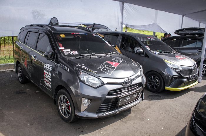 Toyota Calya dan Daihatsu Sigra mengikuti kompetisi Street Race Polda Metro Jaya BSD. Ternyata rutin ikut balap. 