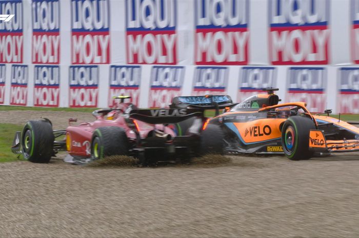 Carlos Sainz terlibat insiden dengan Daniel Ricciardo