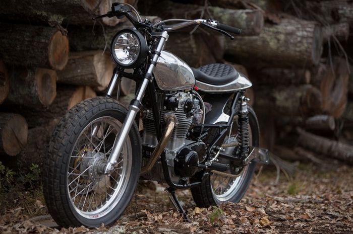 Yamaha XS650 bergaya street tracker 
