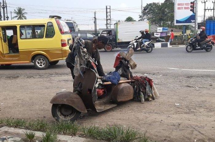 Yusuf, mudik naik Vespa ekstrim dari Sabang, Aceh menuju Malang, Jawa Timur