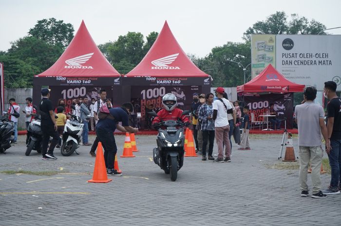 Event 1000 Honda Riding Point with Vario 160 di Solo 
