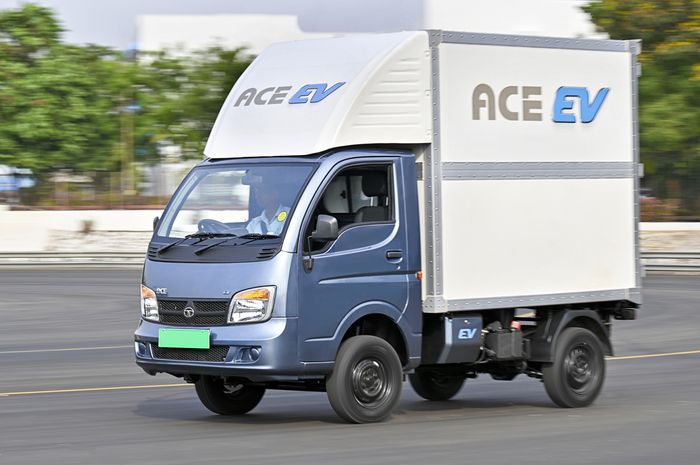 Tata Ace EV telah meluncur sebagai mobil listrik komersial untuk perkotaan di India.