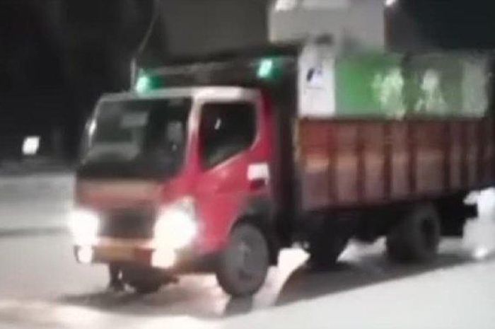 Kernet truk gas LPG dibegal di Cilincing, Jakarta Utara, Rabu (11/5/2022) dini hari. 