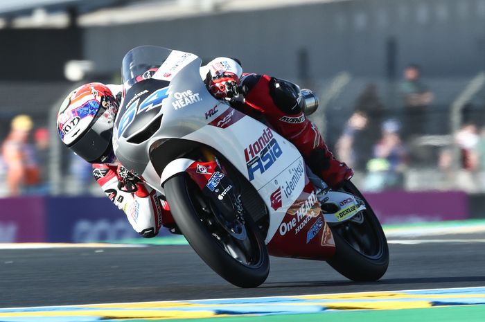 Mario Aji kesulitan menaklukkan sirkuit Le Mans di Moto3 Prancis 2022