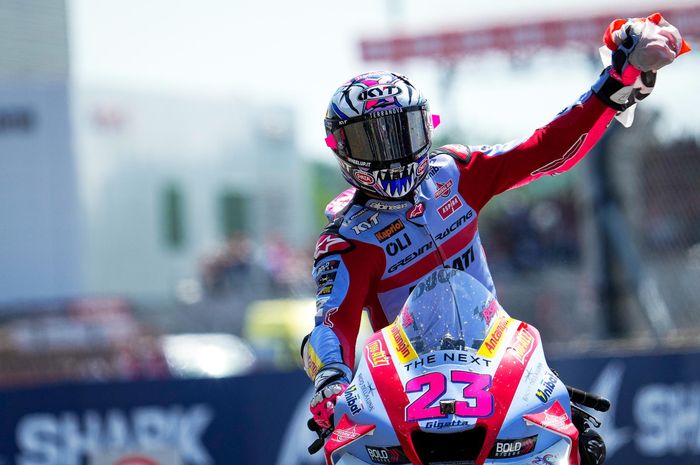 Enea Bastianini menang MotoGP Prancis 2022 pakai helm KYT asal Indonesia