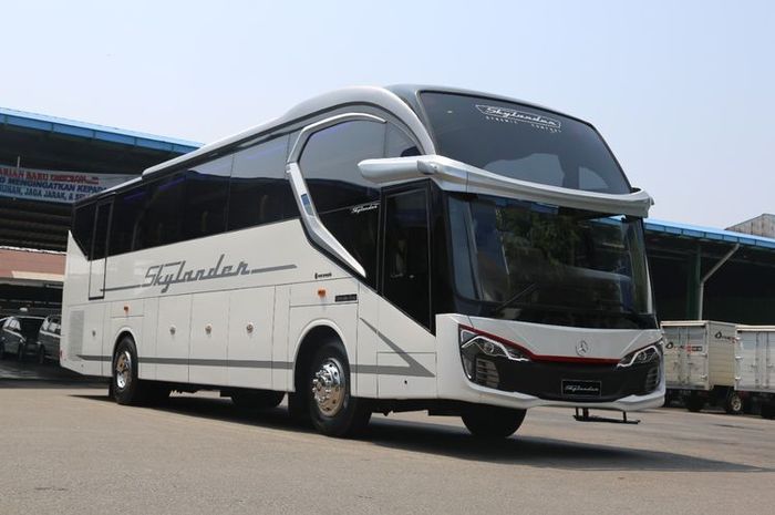Bus baru dari Karoseri New Armada dengan nama Skylander R22(DOK. NEW ARMADA)  