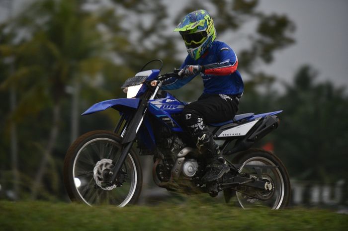 Sosok motor trail Yamaha WR 155 R