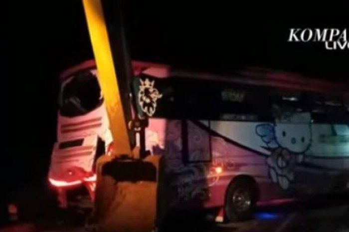 Kecelakaan maut Bus Hello Kitty