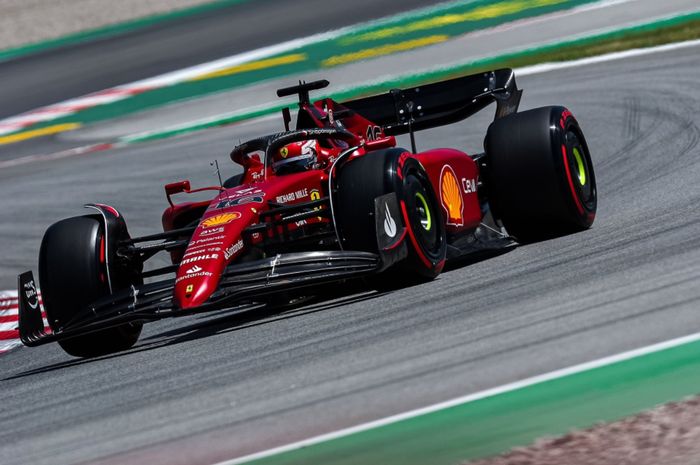 Ferrari sudah tahu penyebab masalah mobil Charles Leclerc