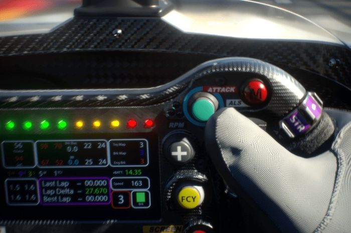 Para pembalap akan mengaktifkan Attack Mode lewat tombol di setir