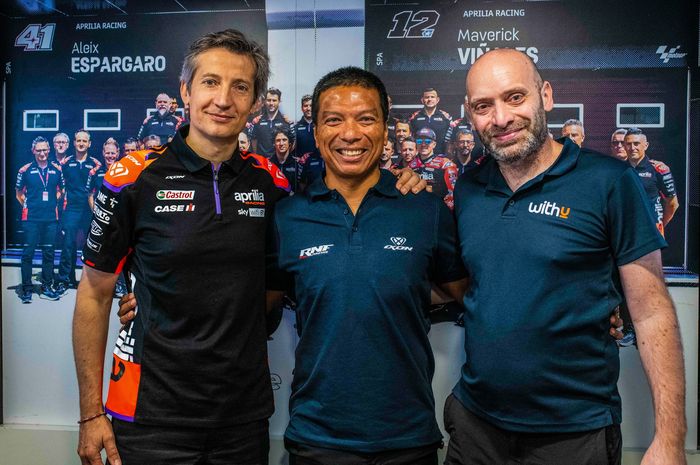 Massimo Rivola (CEO Aprilia Racing) dan Razlan Razali serta With U dikabarkan menjalin kerjasama untuk tim satelit Aprilia di MotoGP 2023