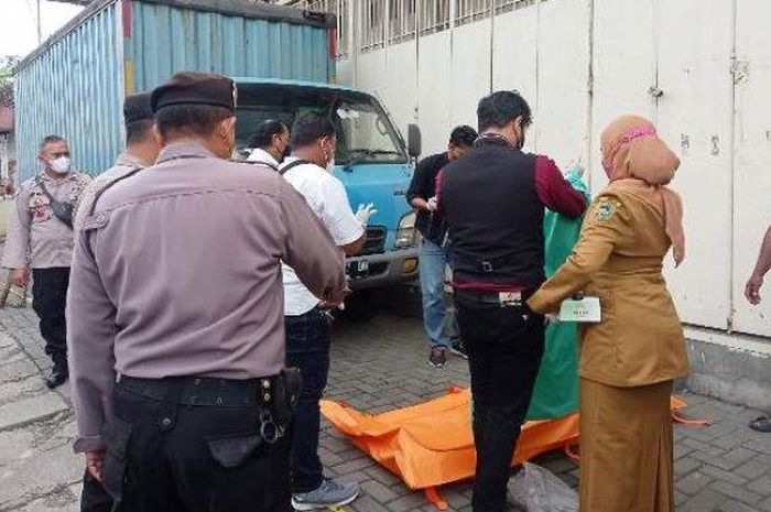 Lokasi ditemukannya sopir berinisial D (56) warga Gunung Sanggar, Kecamatan Bandung Barat yang meninggal dalam mobil box Nomor Polisi D 8417 DQ yang dikemudikannya.