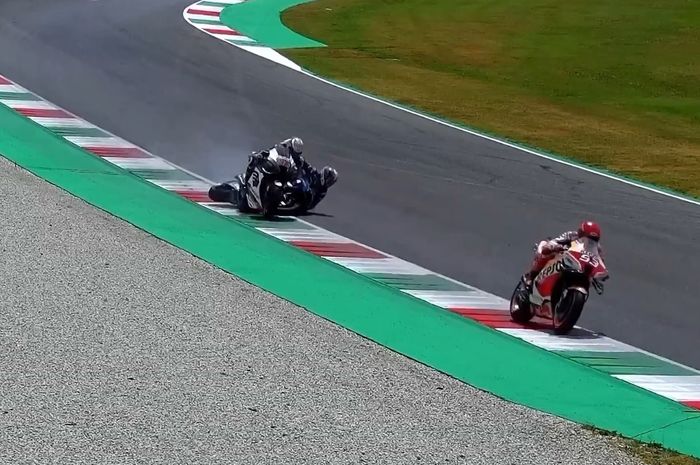 Alex Rins crash di MotoGP Italia 2022
