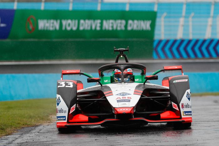 Heineken berkomitmen ikuti larangan berjualan dan penggunaan logo Saat Formula E Jakarta, ini gantinya.